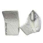 TRUE CATALYST PX5 SENIOR GOALIE CATCHER & BLOCKER SET